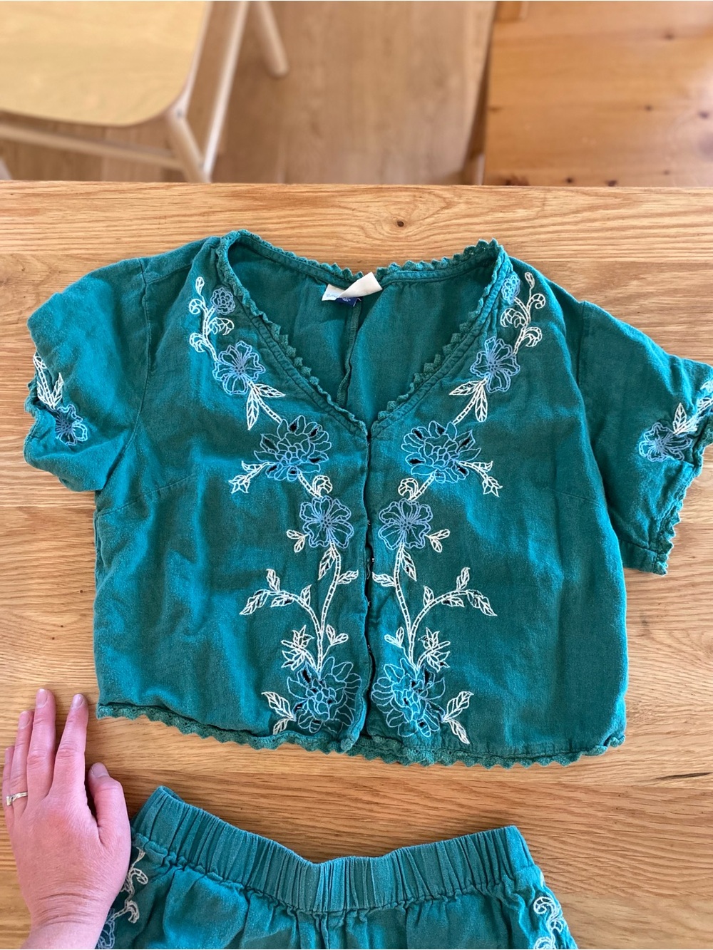Universal Thread Embroidered Two-Piece Lounge Set - Picture 3 of 3